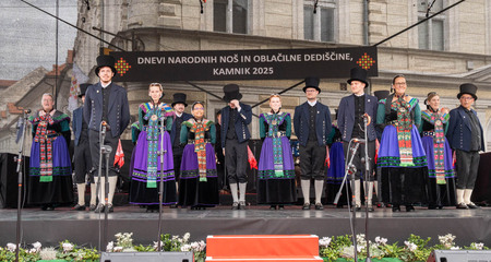 52. Dnevi narodnih noš_tretji dan (9)